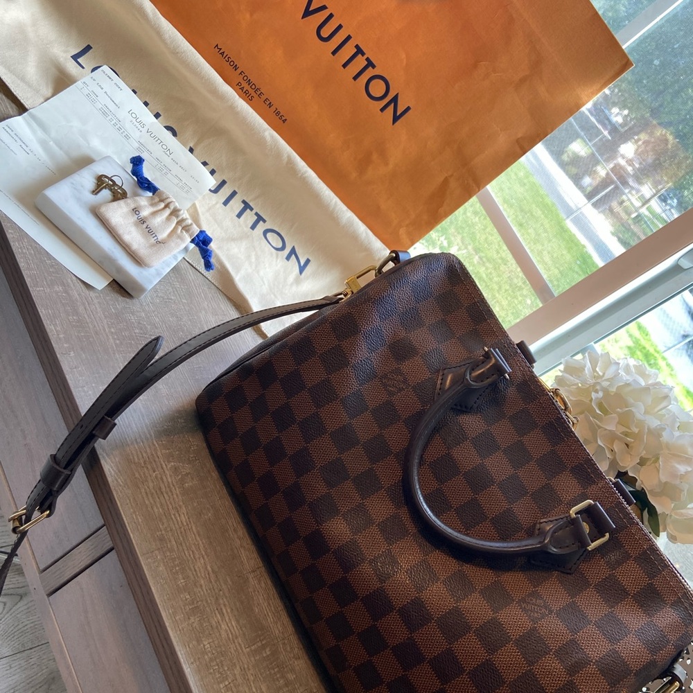 Authentic Louis Vuitton speedy bandouliere 30